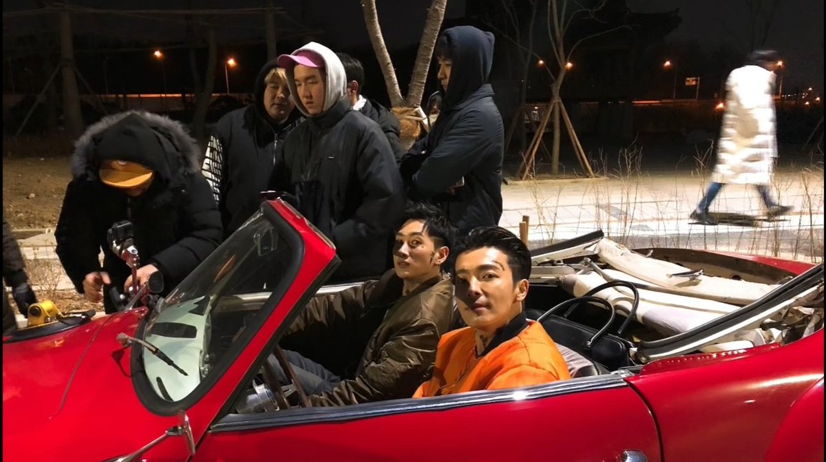 philorain's tweet photo. Donghae's special passenger princess https://t.co/hAxCPvOd2r