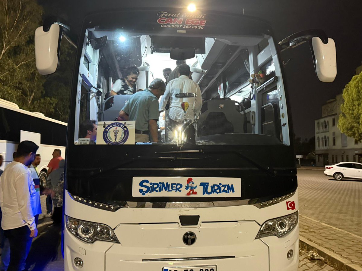 🚍 İzmir’den Ankara’ya yolculuğumuz başladı!

🎙️ TÜRKİYE GENELİNDE İŞ BIRAKIYOR,
ANKARA’DA BULUŞUYORUZ!

📌 18 Ağustos Pazartesi
🕝 14.30
📍 Anadolu Meydanı – Miting/Yürüyüş

✊ Haklarımız için omuz omuza, sesimizi Ankara’dan yükseltiyoruz!

#MemurAnkaraYolunda