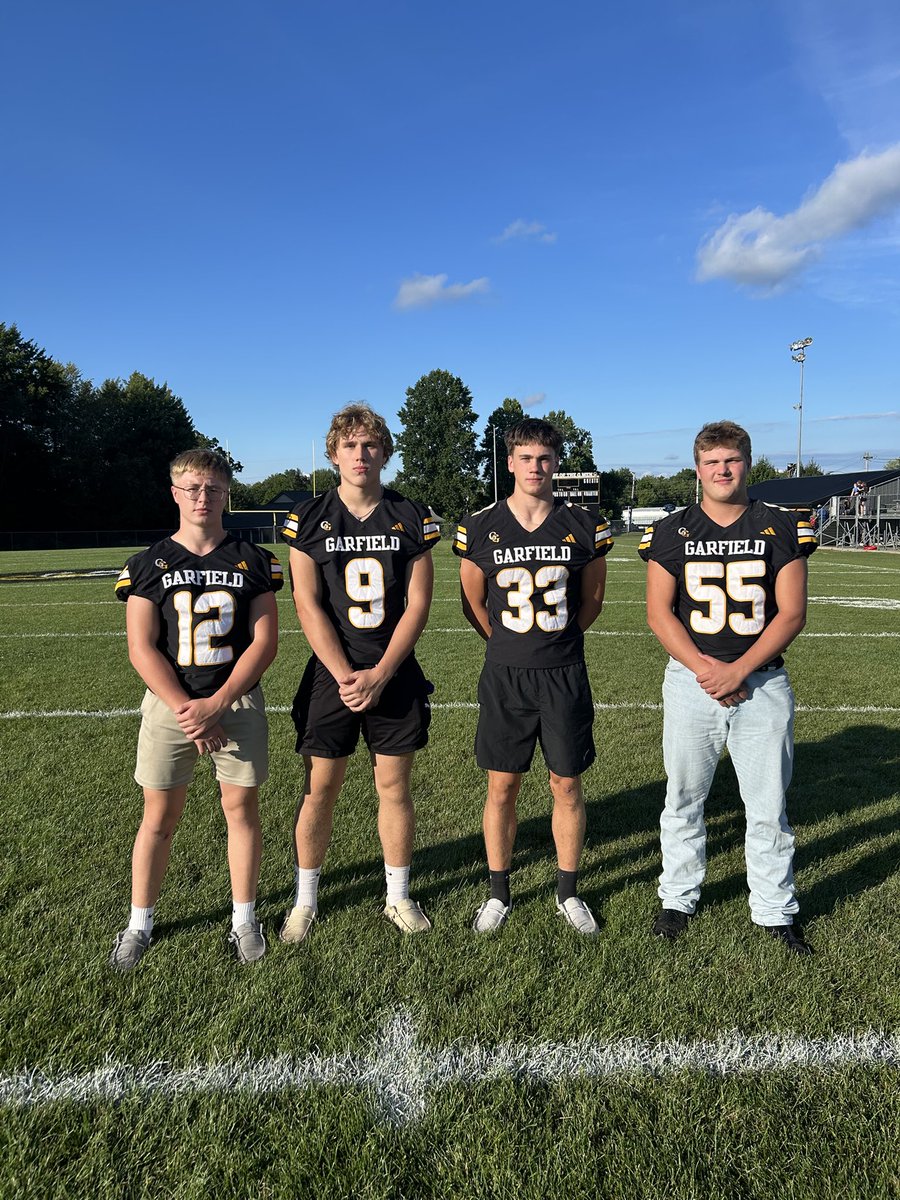 We are proud to announce our team captains for the 2025 season! 

Logan Sell
Colton Miller 
Devin Bates
Michael Huebner 

Congrats to these Gmen on their achievement.