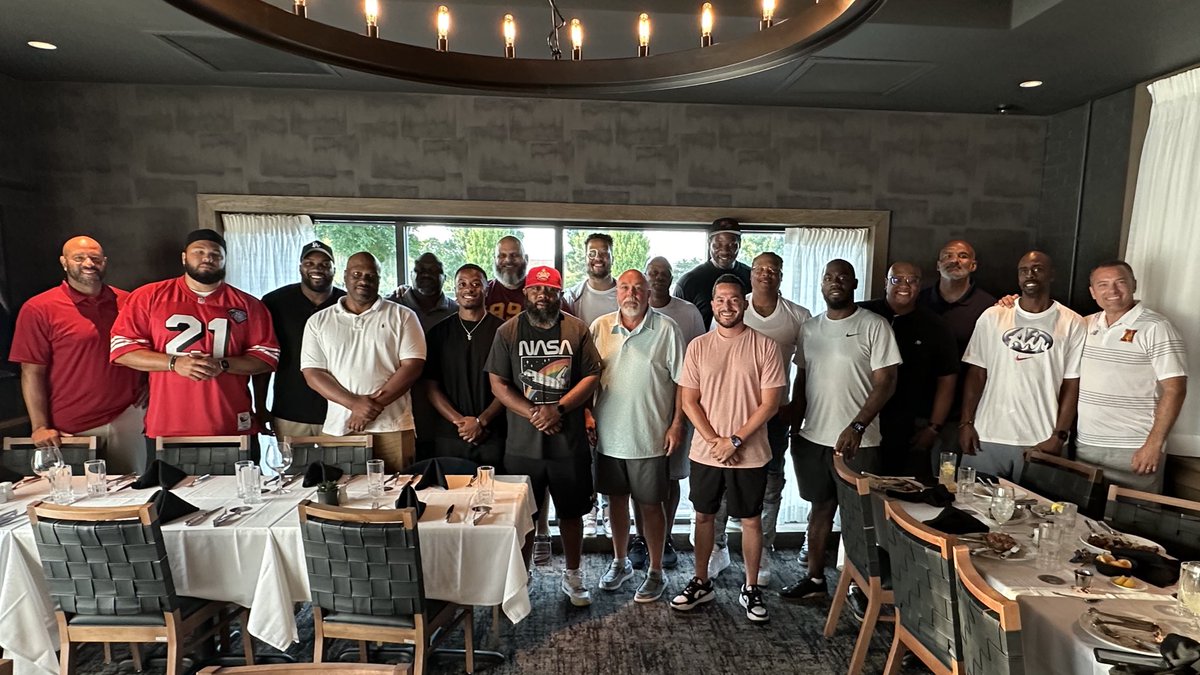 North Warriors AD (@northwarriorsad) on Twitter photo Grateful for our 2025 <a href="/WNWarriorsFB/">Westerville North Football</a> staff. Appreciate all they do to ready our young men for the season ahead!
#ALLN 🏈 Grateful for our 2025 <a href="/WNWarriorsFB/">Westerville North Football</a> staff. Appreciate all they do to ready our young men for the season ahead!
#ALLN 🏈