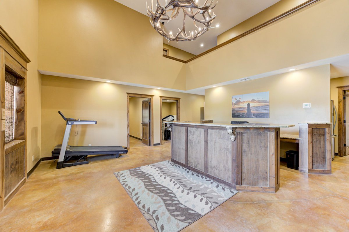 GulikersRealty's tweet photo. 📍Featured Listing: 3070 N 2780 Rd, Hennessey, OK 73742

📱For more info, call or text 405-203-6709!

REAL ESTATE WITH RESULTS.
405-203-6709
https://t.co/McSlWwMuSN

#new #property #newlistings #oklahomaproperties #propertyokc #oklahoma https://t.co/Ie9ubFlXOR