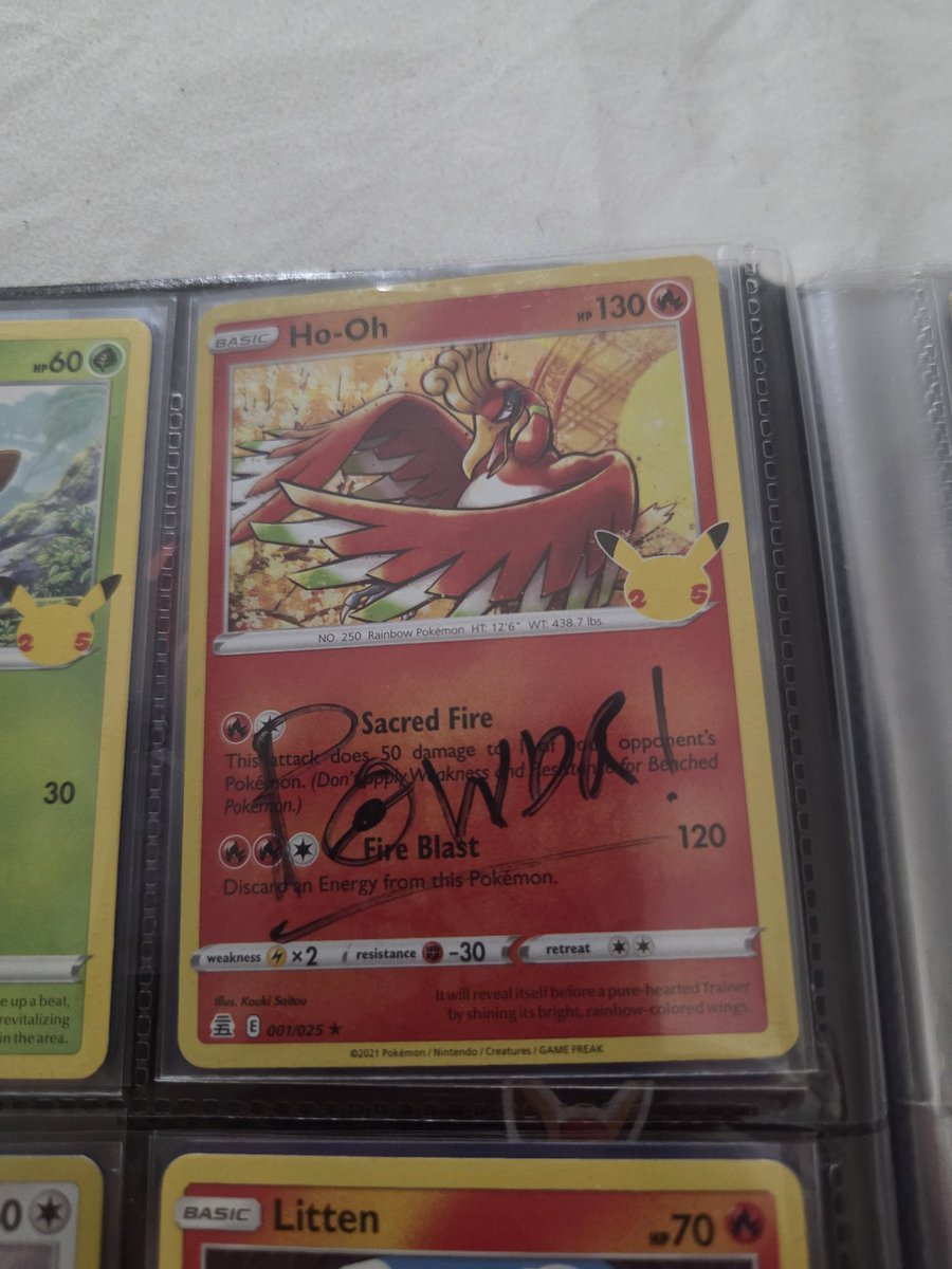 MatWithOneT55's tweet image. Met the BEST! BOOSTER! MACHINE! @powdrtcg Thank you for taking the time to chat and sign a card!