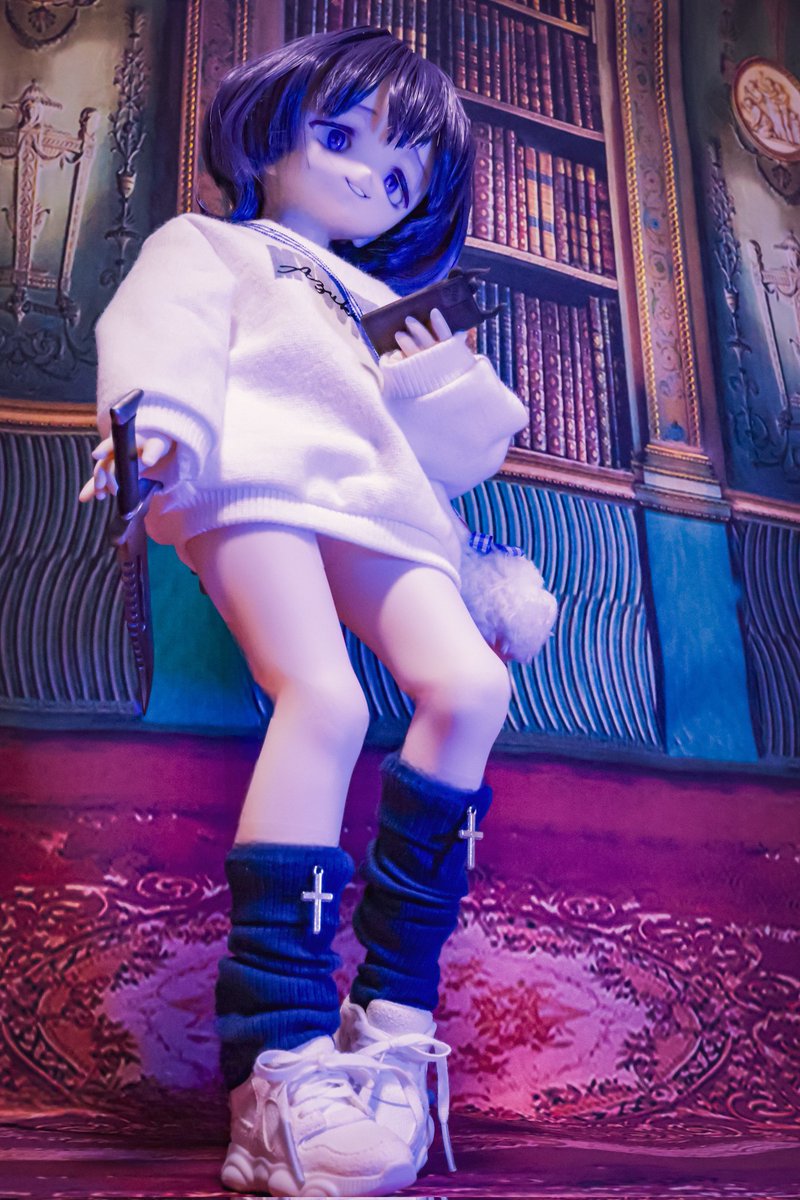 おはようございます☀️
この間の涼しい日は何処へやら…？
今日からお仕事頑張っていきましょう😈
#AzukiMilk 
#しろうさ服
#おはドル