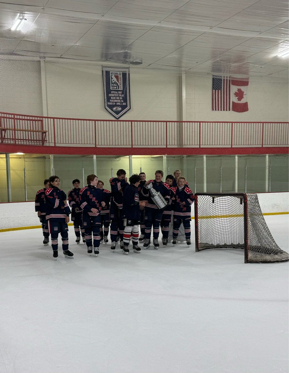 Amazing weekend for this guy &amp; his teammates. These 2012 <a href="/theamericanshc/">Boston Americans</a>  Elites @2012americanse9 . Taking the championship at the Boston cup @pphockeyevents 2011 upper Div U14. 4-1 on the weekend at @nesportscenter <a href="/elite9hockey/">Elite 9 Hockey</a> @nzprephockey @puckpreps <a href="/usahockey/">USA Hockey</a>