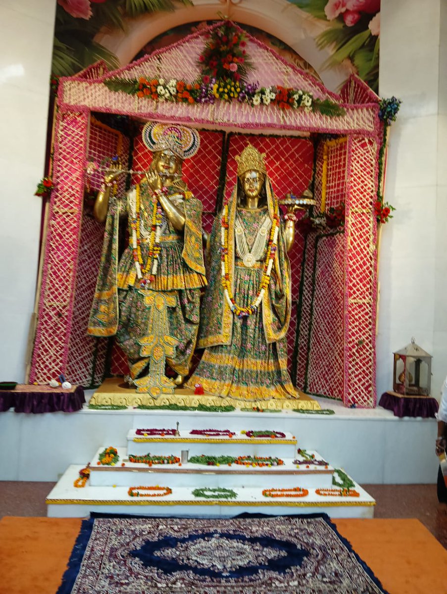 #अहंकार कभी #सत्य को..
#स्वीकार नहीं करता..
और..
#सत्य को #जानने वाला कभी..
#अहंकार नहीं करता,,,,
अच्छी #संगत और अच्छी
#सोच रखें...❣️

          ‼️ #जय_श्री_राधे_कृष्ण ‼️
                  ‼️ #राधे_राधे ‼️