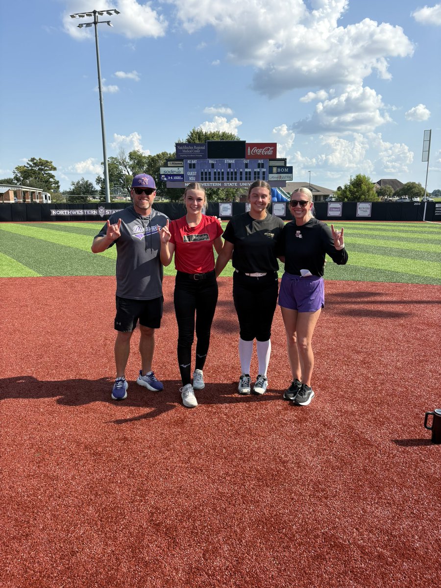 Had a great time at <a href="/NSUDemonsSB/">NSU Demons Softball</a> today! Thank you <a href="/CoachJenFuller/">Jenny Fuller</a> <a href="/CoachBradF/">Brad Fuller</a> and <a href="/ChrisBartels20/">Chris Bartels</a> for an awesome camp!! 
<a href="/EpicNational18/">Epic National 18U Smith</a> <a href="/toby_chism_nsr/">Toby Chism NSR</a>