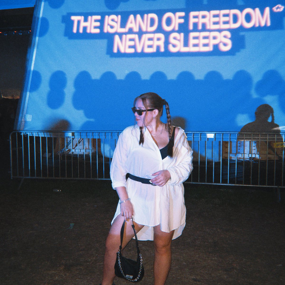 RebekaFizel's tweet photo. Also shoutout to the random girl the day after @NellyFurtado s concert at #Sziget who didn’t fail to recognise my outfit and screamed “OMG ITS NELLY” right into my face. You made my day!!
I feel like I’ve achieved something ❤️🔥 https://t.co/DdUnM64y6c