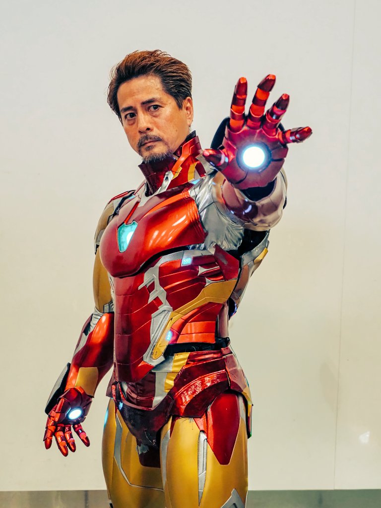 コミケにアイアンマンいた！
めっちゃ男前でセクシー！

#C106 #C106_cos #C106コスプレ #コミケ106 #コスプレ #アイアンマン #トニー・スターク