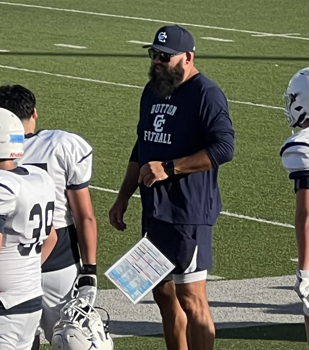 CoachSpears_CCP's tweet image. New Colors. New Place. Same Goal. WIN!!! #ButtonUp