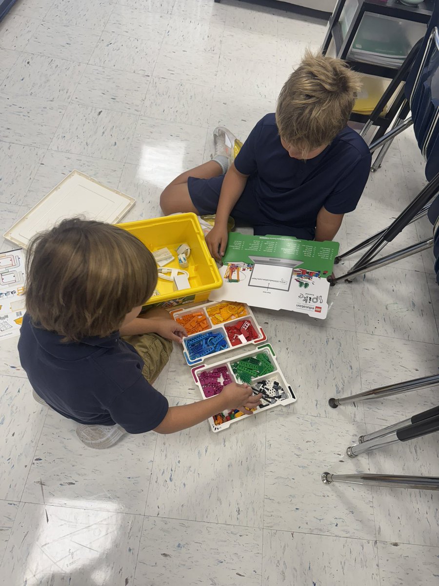 Andrea Varona (@andreavarona01) on Twitter photo This week we introduced Lego Robotics! We went over procedures, set up rules, and were able to make models and justify our builds! <a href="/WeAreHAEST/">HAEST</a> <a href="/CarrollwoodK8/">Carrollwood K8</a> This week we introduced Lego Robotics! We went over procedures, set up rules, and were able to make models and justify our builds! <a href="/WeAreHAEST/">HAEST</a> <a href="/CarrollwoodK8/">Carrollwood K8</a>