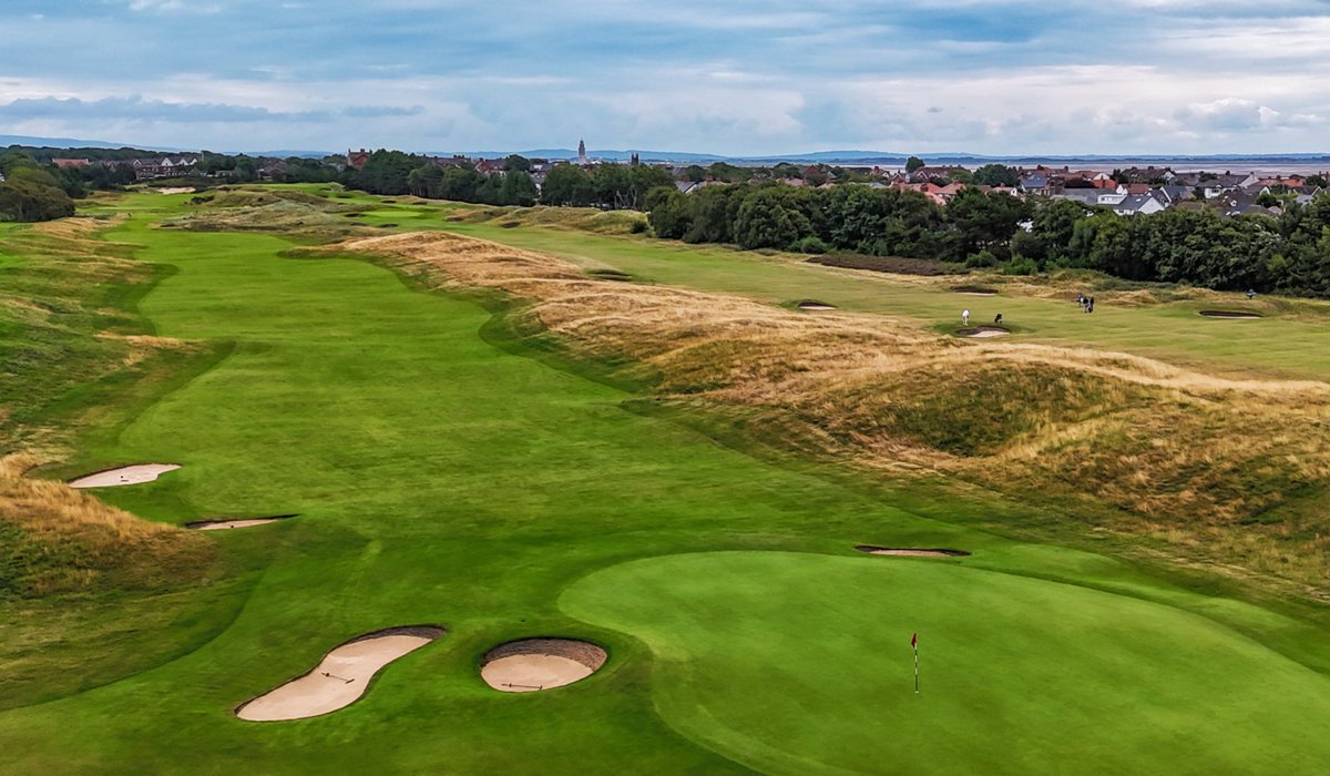Summer contrasts, looking over our 11th and 7th holes
•
#RoyalLytham #RLSA #Golf #LinksGolf