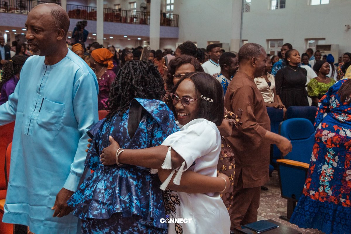 VBCmokola's tweet photo. #highlightseveryone 
#SundayService 
#VBCConnect
#CombinedService 
#VBCMokola
#VineBranchChurch https://t.co/JjQWzzdASs