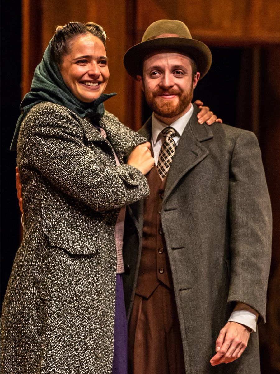 #Indecente: La historia considerada como un acto de valentía en vivo regresa por última vez.

📍 Teatro del Bosque Julio Castillo
🗓 Jueves a sábado 19 h | Domingo 18 h (A partir del 21 de agosto)
🎟 $150 | +15 años

BOLETOS YA A LA VENTA: bit.ly/Indecente2025