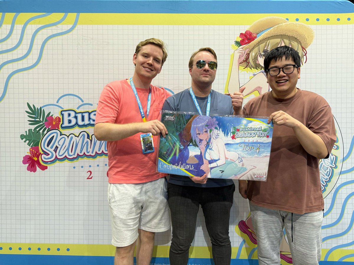 First time Bunny Girl (I wish this was a joke but it’s not 😂) made it to the finals of the Bushiroad Spring Fest team regionals but had no combo til lv3 and lost :(

It’s all cause 1 Futaba isn’t shiny SP tbh :(