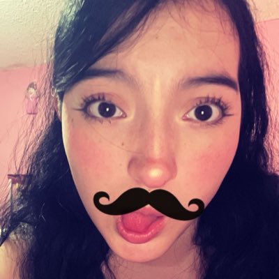 Bret612_'s tweet photo. #NuevaFotoDePerfil #tumblr #yOlO #Charlixcx #mostacho 😻💘‼️🦄 https://t.co/HwIPci0AAt