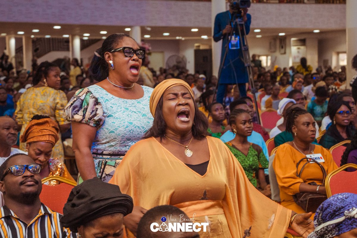 VBCmokola's tweet photo. #highlightseveryone 
#SundayService 
#VBCConnect
#CombinedService 
#VBCMokola
#VineBranchChurch https://t.co/bkIslejvAe