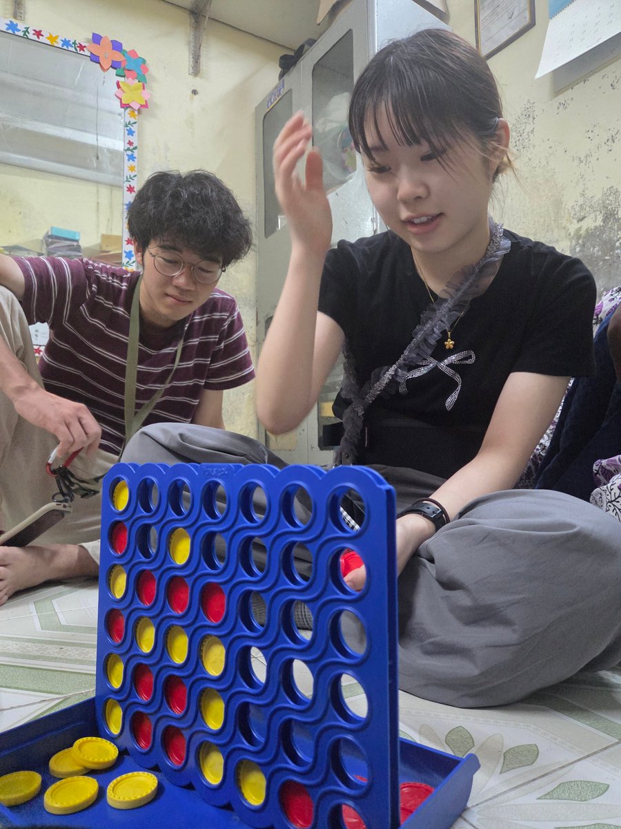 gullyclasses's tweet image. 1/3:
Sundays at Gully Classes Foundation = learning + fun! 📚✨
Our students not only study daily life skills but also enjoy games that build teamwork &amp;amp; laughter. 🎲💡

#LearningWithFun #GullyClassesFoundation 
#Gcf4education #GullyClasses #Mumbai