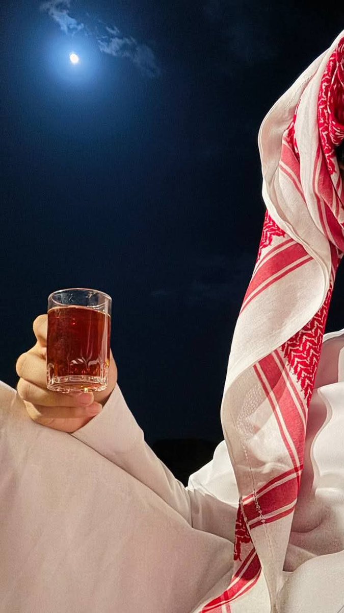 سؤال للجميع: 

شخص يفهمك...
       ولا
شخص يعطيك الامان...