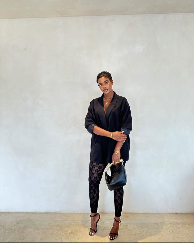 Don't hate the player, hate the game!!

Thank you to everyone who have voted and supported our Diamond, Dede so far. Your love and energy mean the world to her. Let's keep the momentum going and show the world what we're made of! ✨💞
We go harder this week! 🌻🌻

DEDE THE TOP