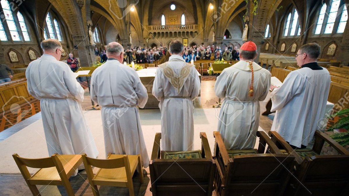 🔴 Hollanda'da 73 kilisenin yönetimi, hükümeti, İsrail'e yönelik silah sevkiyatını durdurmaya çağırdı.