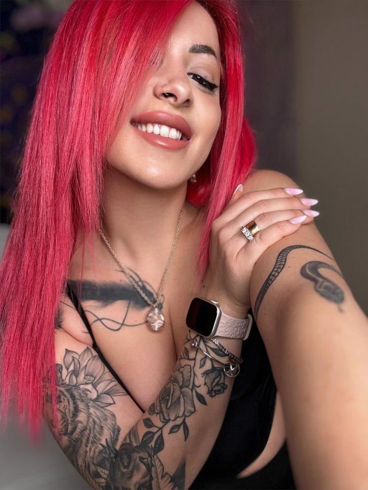 Buona serata, nuovo, profilo, di, Monica Rossi,