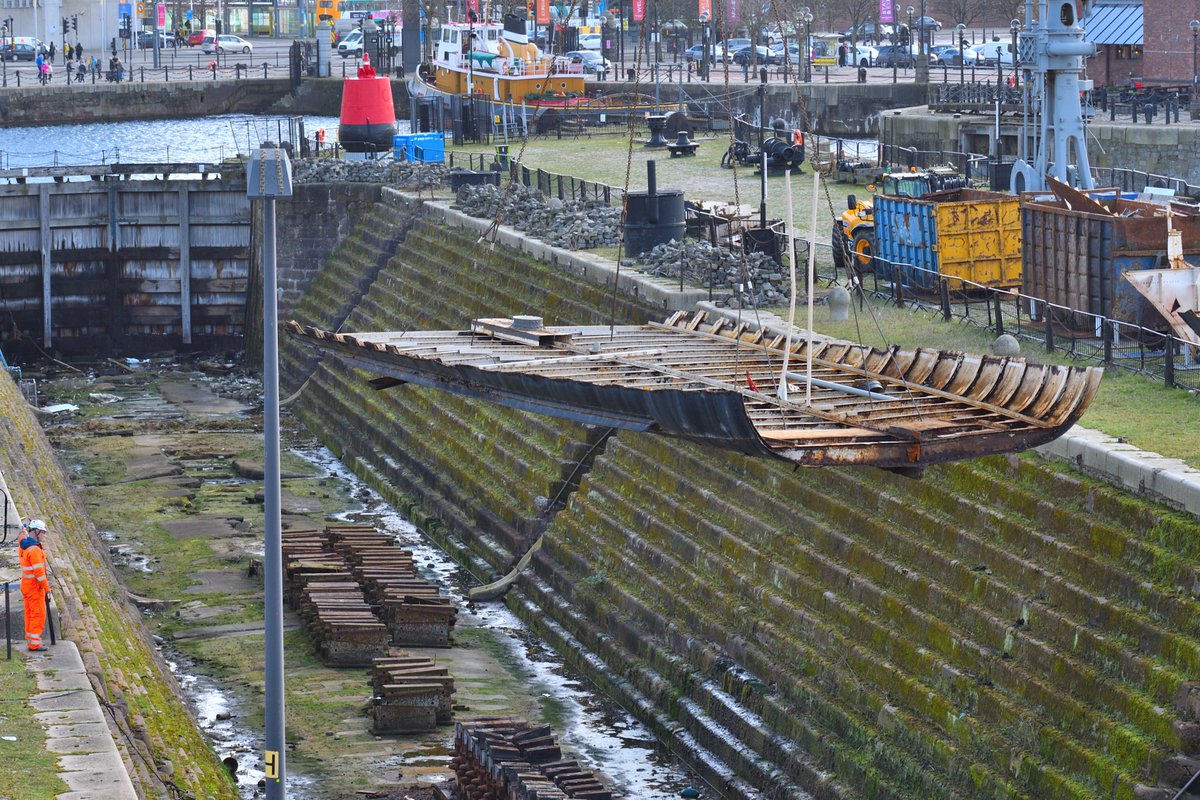 De Wadden was purchased by the Maritime Museum in 1984. Following restoration, the public where invited on-board on 17th August 1989. Dismantled 2024