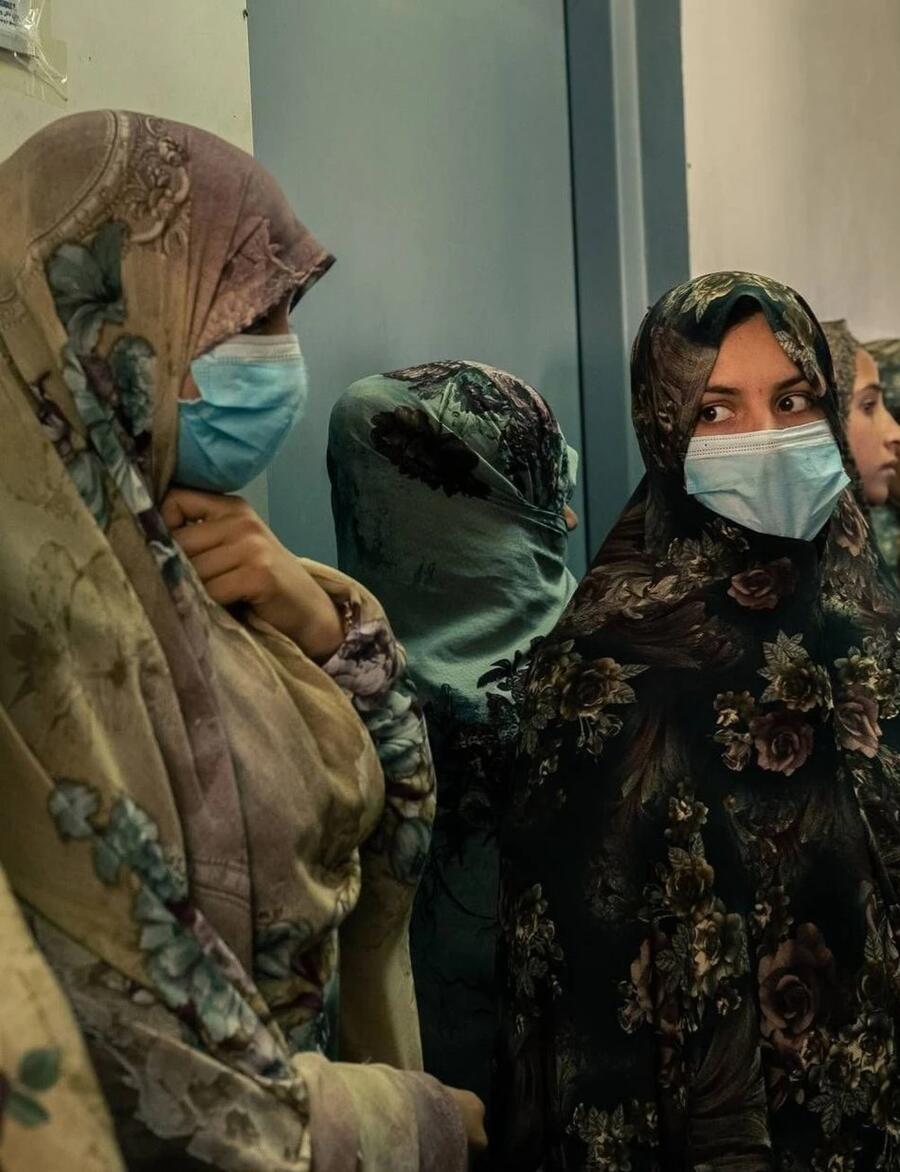 Afghanistan. Les femmes ne peuvent pas devenir médecins et ne peuvent pas être soignées par un homme limportant.fr/infos-selectio… #Rediff