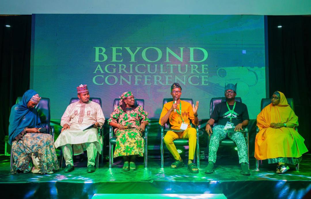 Aanuoluwapo_555's tweet photo. There is a difference between #farming and #foodproduction.
#FoodSecurity will only be a reality when #food is easily #accessed, at great #quality, #anytime and #everywhere.
On the continent where 50% of #farmproduce ends up as #foodwaste. https://t.co/vgvaLDzHgF