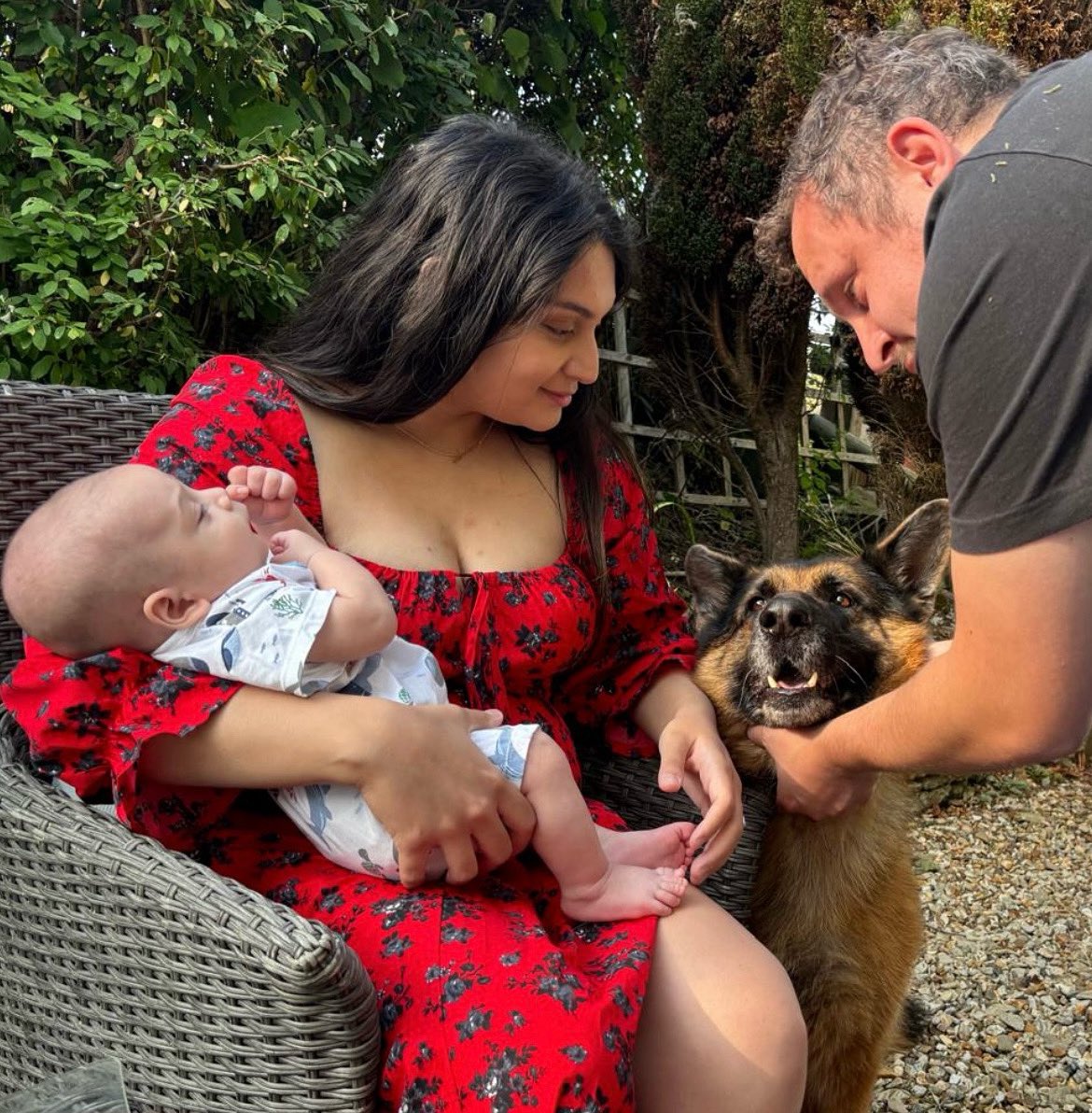 DFrankcom's tweet photo. Couldn’t be happier 👶🏻👸🏽🐺 https://t.co/hgdBjviJIL