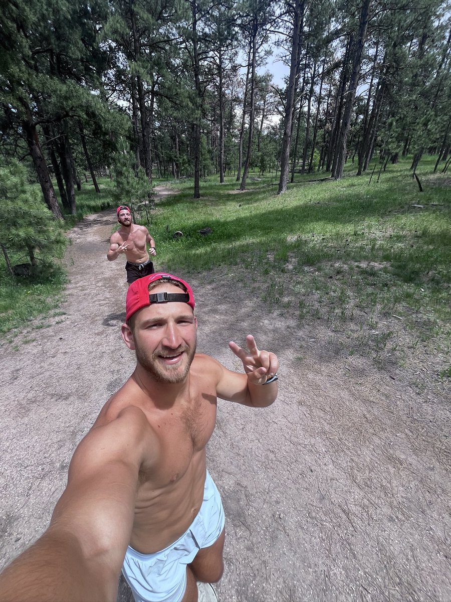 Austin Espeseth tweet media