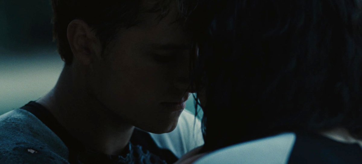 TheCinesthetic's tweet photo. "nobody needs me"
"i do. i need you" https://t.co/3MjWmBuORO