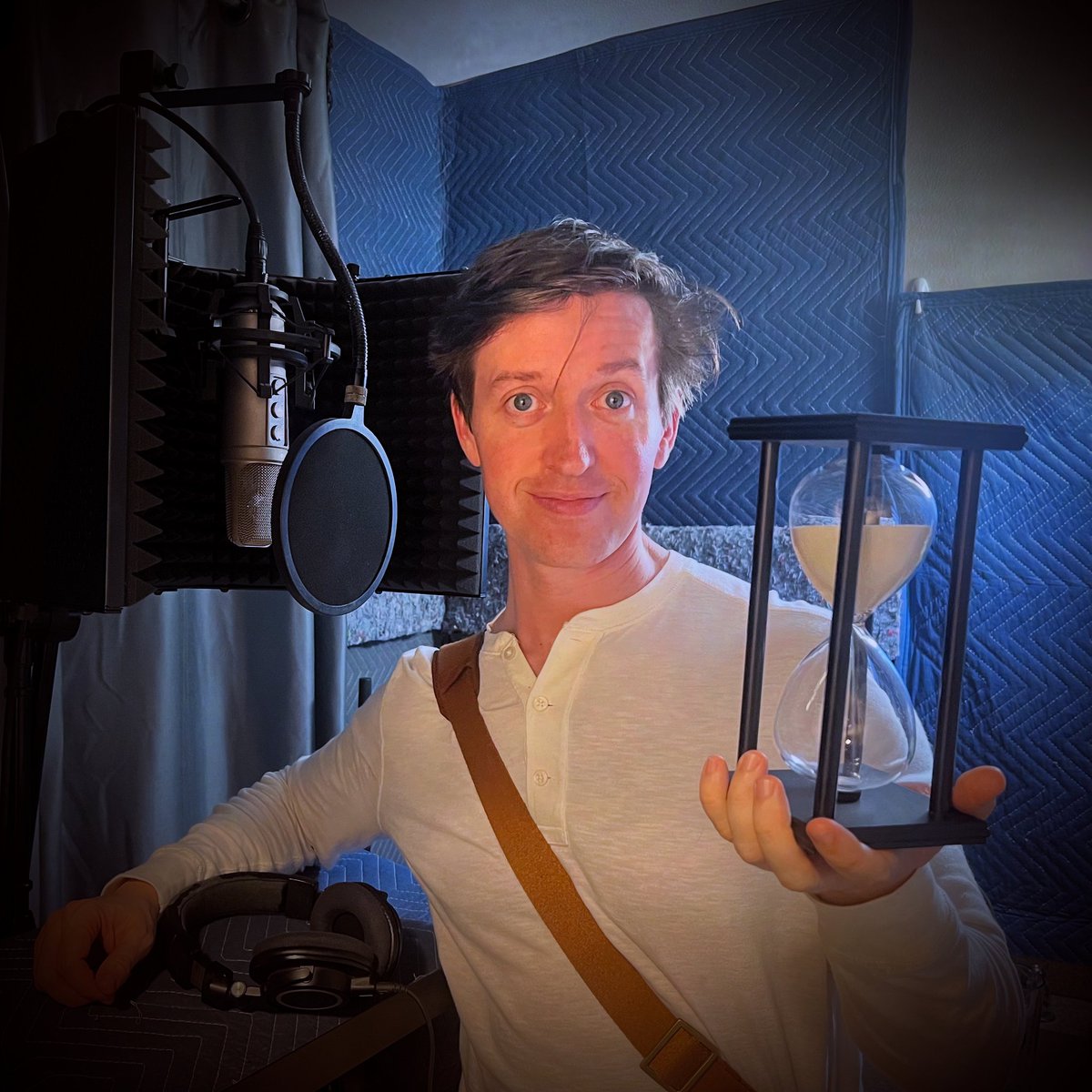 “Forward, helmsman! Forward into tomorrow!” ⏳ That’s a wrap on Pulp 5 for one of the newest members of the Pulp saga, the incomparable Jon Matteson! 📻