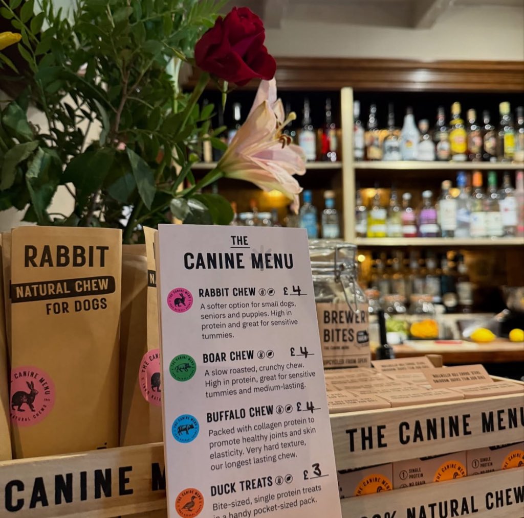 Bar snacks for that furry friend in your life 💗 
Only the best from @thecaninemenu and all proceeds are donated to Natasha’s law 😊

#youngspubs #youngs #dogfriendly #dogtreats #donations