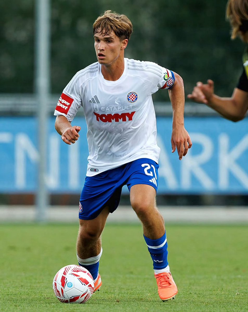 USMNT Report πΊπΈπΉπ· (@usmntreport) on Twitter photo Rokas Pukstas in Hajduk Split's home win over Slaven:
β 8.7 FotMob rating β
β 1 goal (first of the season) β½οΈ
β 3 chances created π₯
β 2/4 (50%) successful dribbles πͺοΈ
β 1/1 (100%) accurate long balls π―
β 16/25 (64%) duels won (match high) π¦Ύ
β 3 fouls won β‘οΈ
#usmnt Rokas Pukstas in Hajduk Split's home win over Slaven:
β 8.7 FotMob rating β
β 1 goal (first of the season) β½οΈ
β 3 chances created π₯
β 2/4 (50%) successful dribbles πͺοΈ
β 1/1 (100%) accurate long balls π―
β 16/25 (64%) duels won (match high) π¦Ύ
β 3 fouls won β‘οΈ
#usmnt