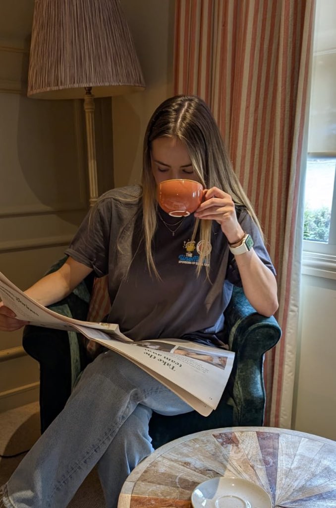 Fancy a sip, supper &amp; a snooze? 😴 head over to our website and dive deep into all of our hotel deals (steals) 😉

We’ll have a cuppa waiting to ya ☕️ 

#youngspubs #youngs #hotelrooms #youngsrooms #hotelstays