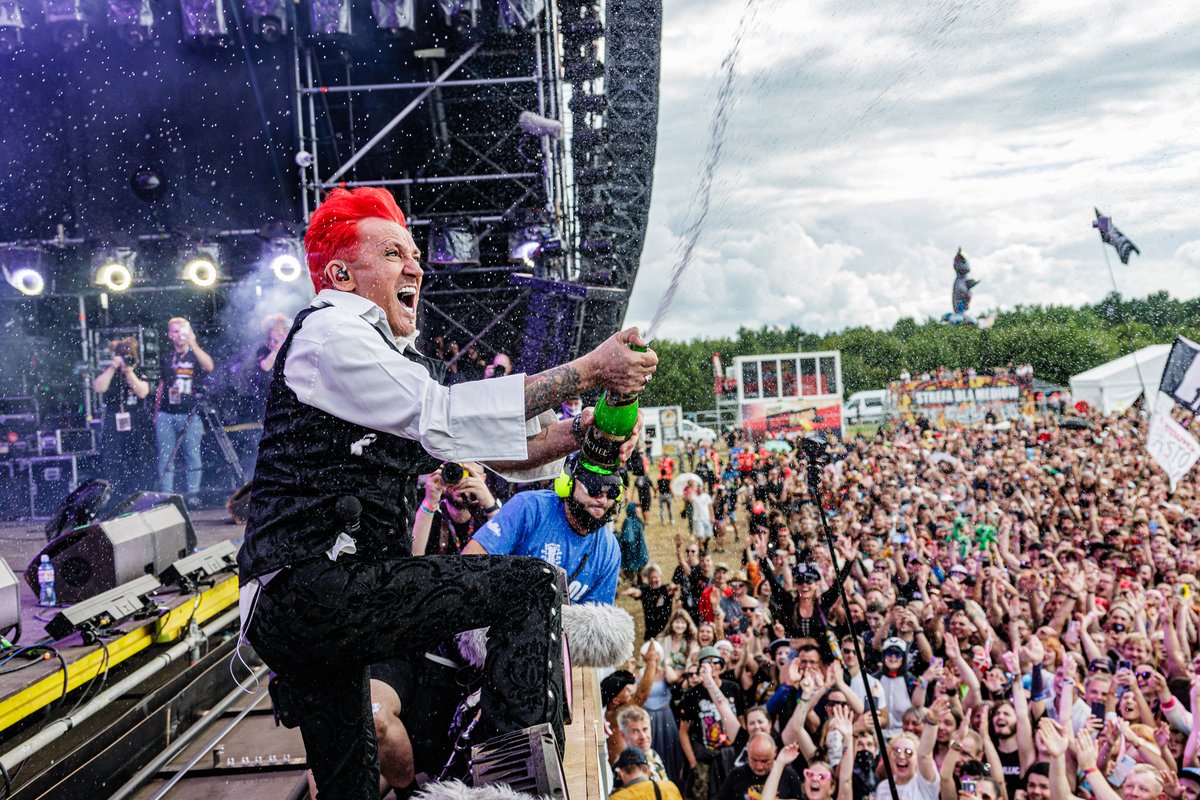 GoldmoonPL's tweet photo. #concert #photography #Foto #photography #polandrock2025 #polandrock2025 

2025.08.02 - 31 Pol'and'Rock Festival - Ich Troje

https://t.co/C6veGu3IZF

Podoba się? Postawisz mi kawę? 📷 https://t.co/Va9wZAUzZ8 https://t.co/WOuhofnZPJ