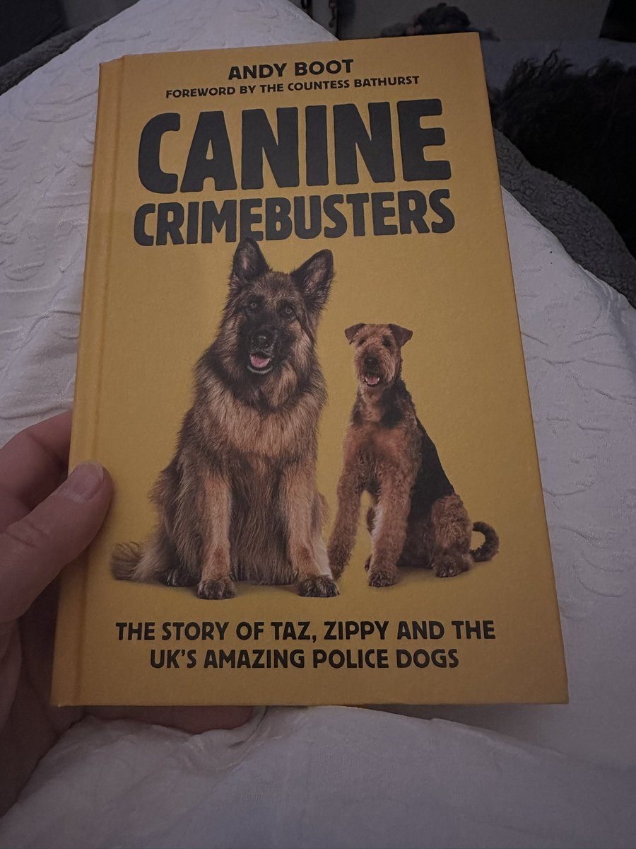 My bedtime reading <a href="/CotswoldLadyB/">Countess Bathurst</a> 😊