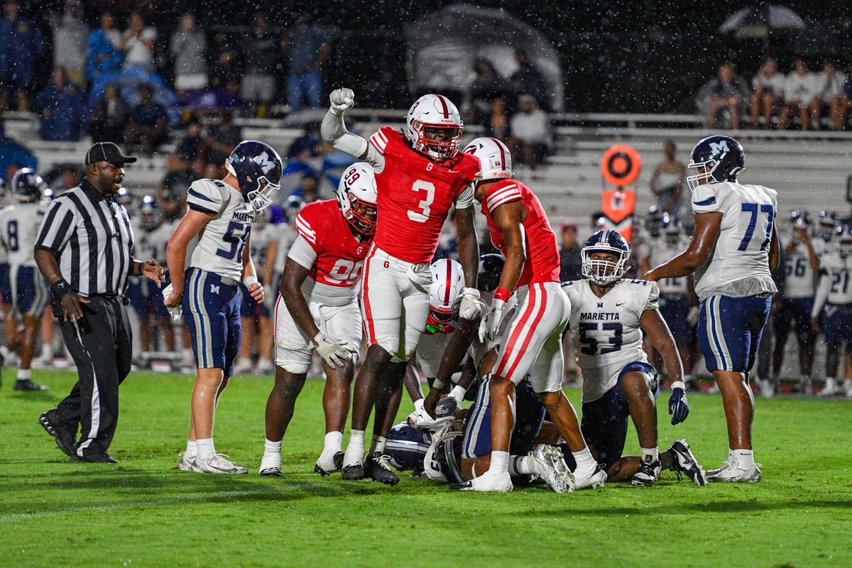 browndogphotog's tweet image. GBR! @RedElephant_FB is 1-0 after defeating Marietta 26-7 Friday night at City Park. See you for a rare Thursday game versus Moody (Ala.). Follow @goredelephants for full 📸 gallery coming soon.