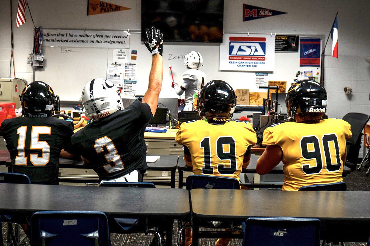 Klein Oak High School Football tweet media