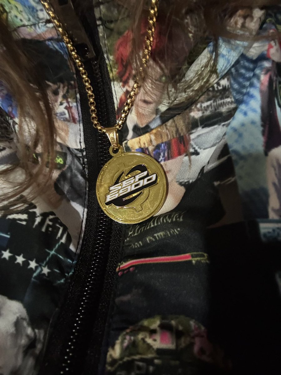 Lmaeon I just had the most lucid dream ever that <a href="/MustStopMurad/">Murad 💹🧲</a> was at my house before a crypto conference in Detroit and I made him rice and gave him a spx6900 coin necklace and we went to the convention center and he had a full crowd talking about spx6900 and It was epic lol.