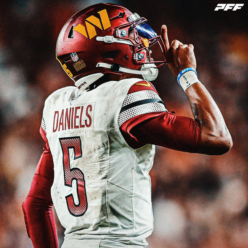 PFF's tweet photo. Jayden Daniels: Fantasy QB1 🚀

Build your fantasy team with our up-to-date Fantasy Rankings tool

Sort players by position, league type, ADP and more ⬇️