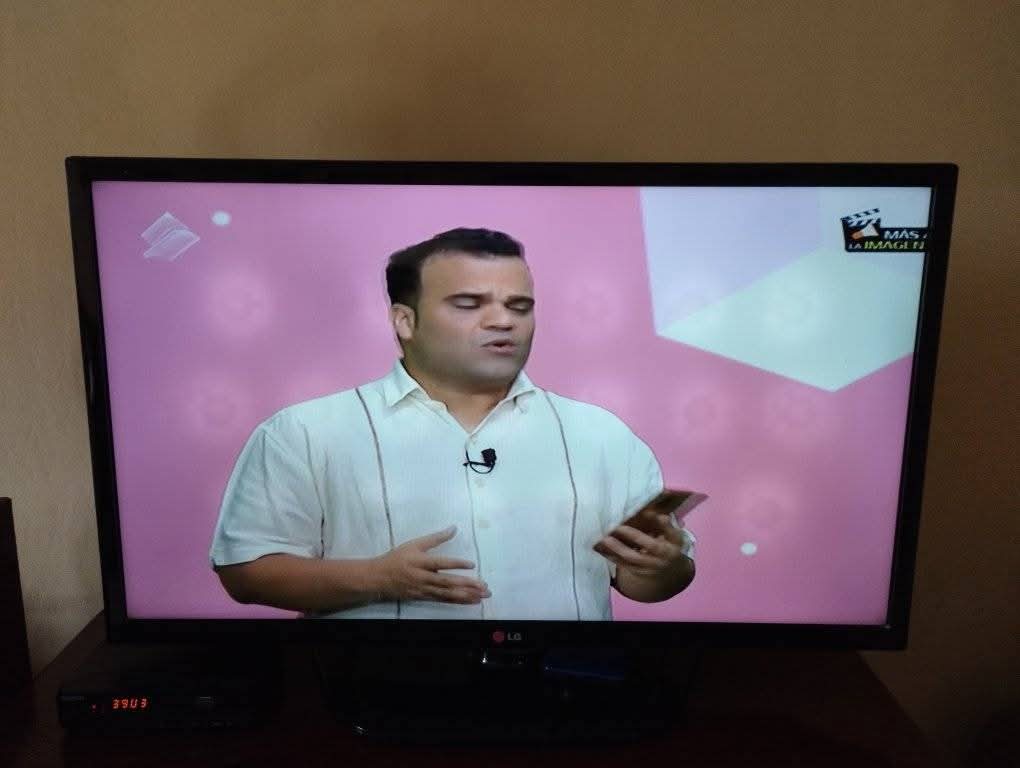 Adalberto Román González (@aromangonzalez) on Twitter photo #HolguínSí Especial programa dedicado al 65 aniversario del ICAI donde los niños, adolescentes y jóvenes disfrutamos imágenes de los animados para todas las edades.
Además ganar en el aprendizaje de las matemáticas #HonorHolguinero <a href="/DiazCanelB/">Miguel Díaz-Canel Bermúdez</a> #HolguínSí Especial programa dedicado al 65 aniversario del ICAI donde los niños, adolescentes y jóvenes disfrutamos imágenes de los animados para todas las edades.
Además ganar en el aprendizaje de las matemáticas #HonorHolguinero <a href="/DiazCanelB/">Miguel Díaz-Canel Bermúdez</a>