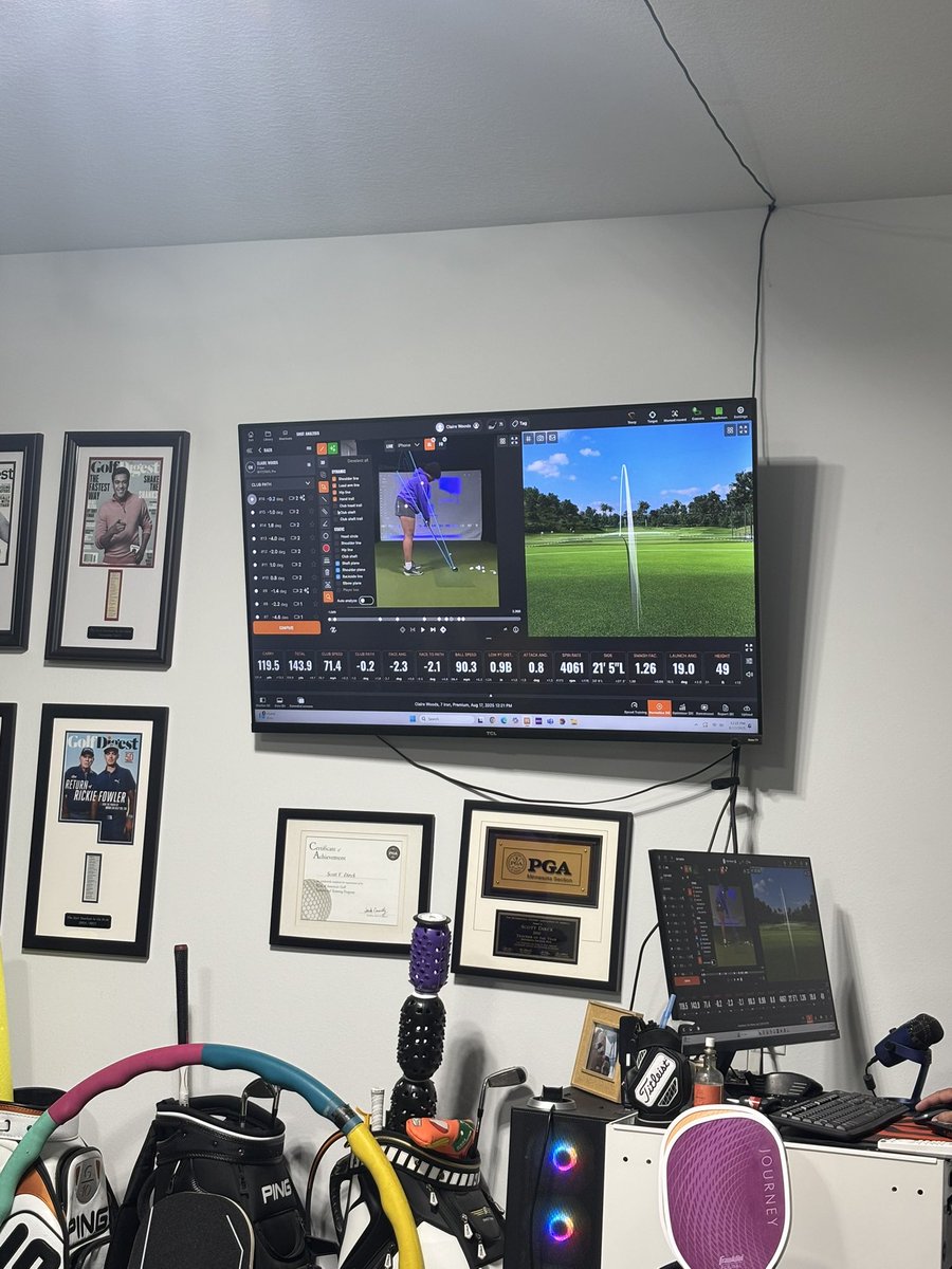 In the Lab. 🧫 🧪 🥼 ⛳️ 

#labwork #golf #train #fearthefro