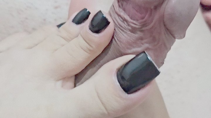 My #clip - FOOTJOB WITH CUM BLACK LONG NAILS just sold! clips4sale.com/studio/214269/…