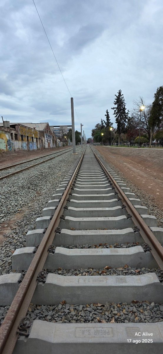 AlejandroColl's tweet photo. Va tomando forma. #metrotranvia #mendoza https://t.co/VRLhifIAXp