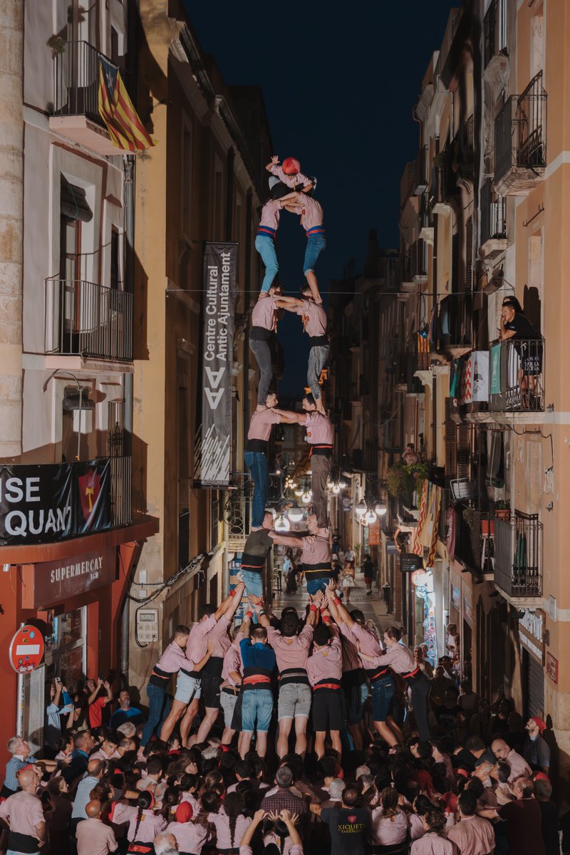 Xiquets de Tarragona tweet media