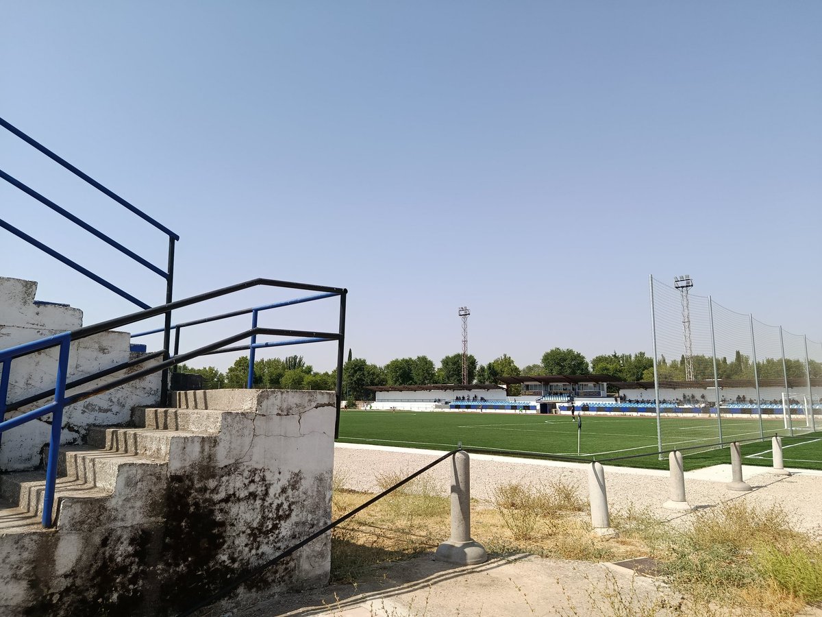 When it's going to be 41° later (with a minimum of 26°) go to a 10am friendly, go home, and pull down the blinds. Job done! 😃⚽
⚽ AD Parla v Inter Valdemoro 
🏆 Friendly
🏟️ Los Prados
💶FREE
📆 16.08.25