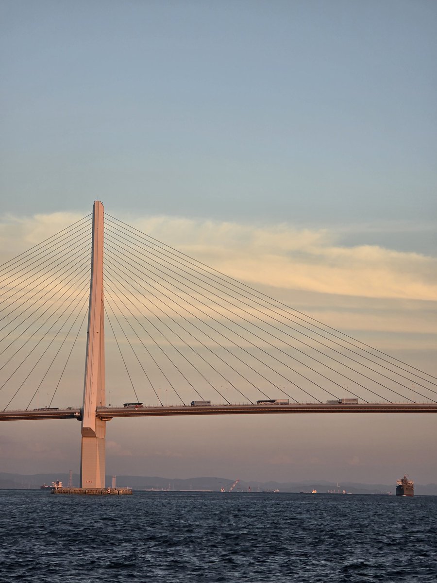 横浜の空（夕夏）