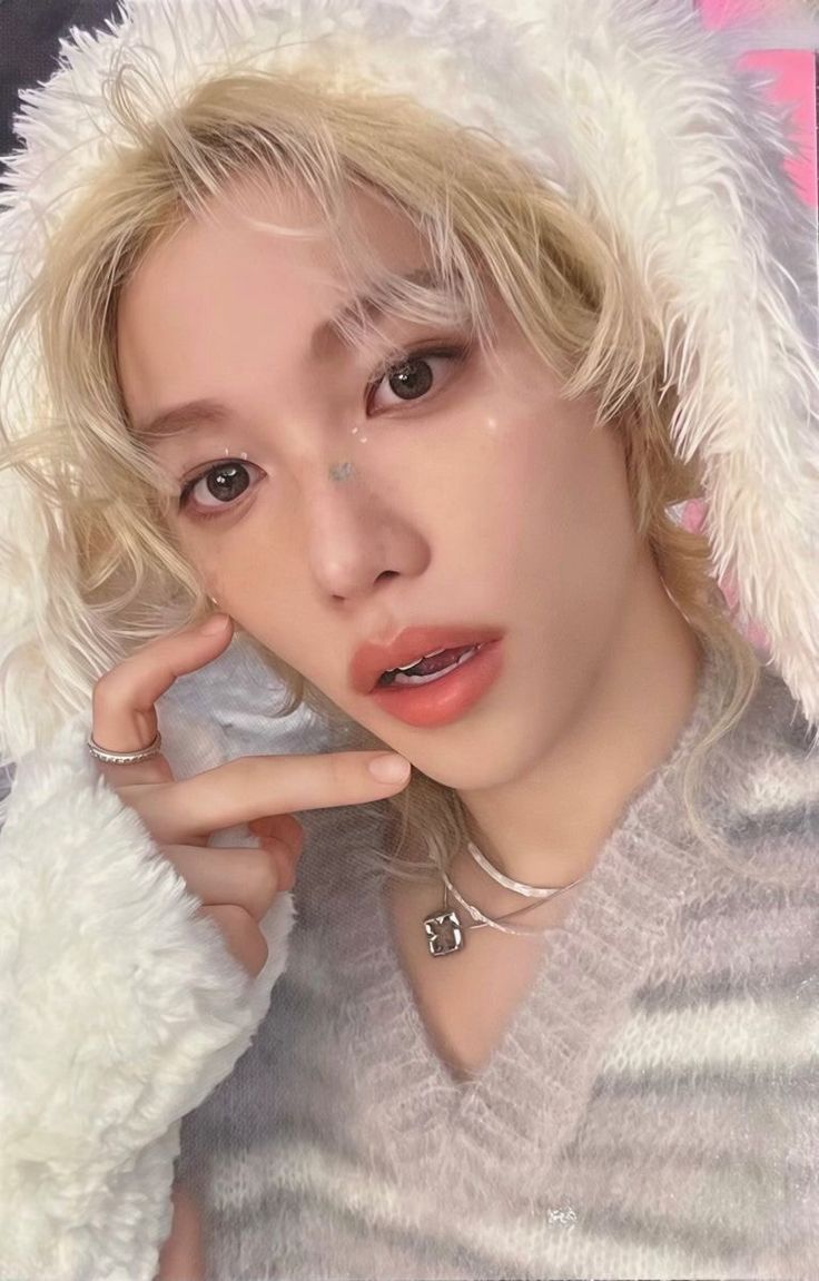 SK8ER3KI's tweet photo. this felix is so so so SO extremely special to me https://t.co/zy4YkFtA7V