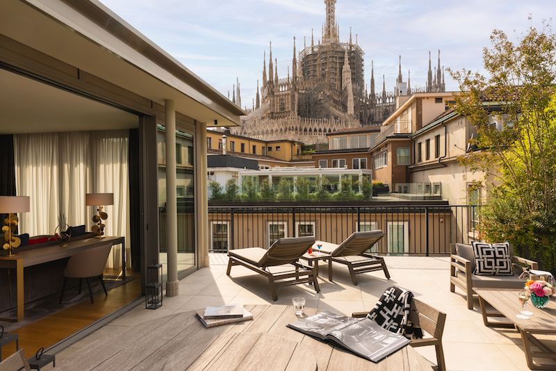 BookingsForYou's tweet photo. Introducing Our New Luxury Apartments in the Heart of Milan - https://t.co/6HS9q6FP6S https://t.co/5MvLGSAs1e